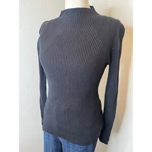 Black Ribbed Stretchy Mock Turtleneck in Large